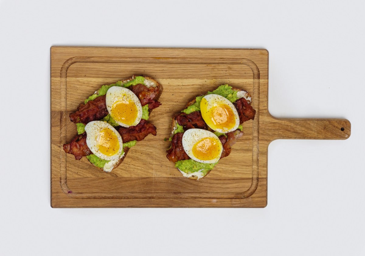 Avocado-bacon-egg toast