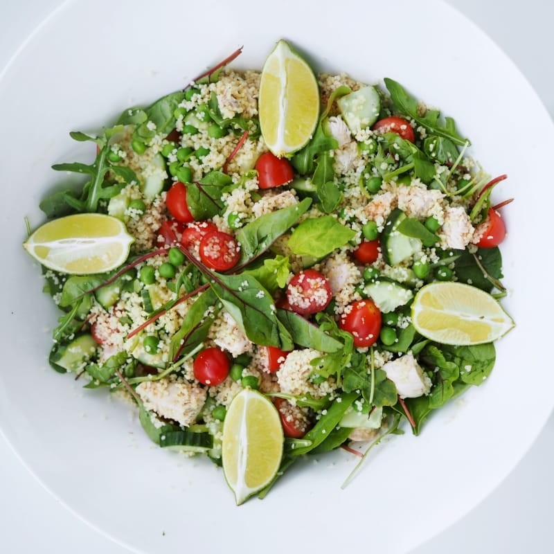 Couscous-kanasalaatti