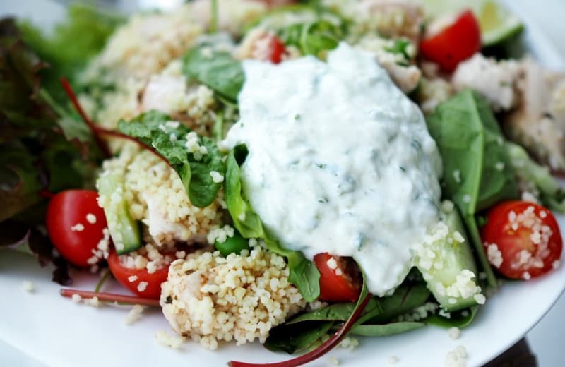 Couscous-kanasalaatti
