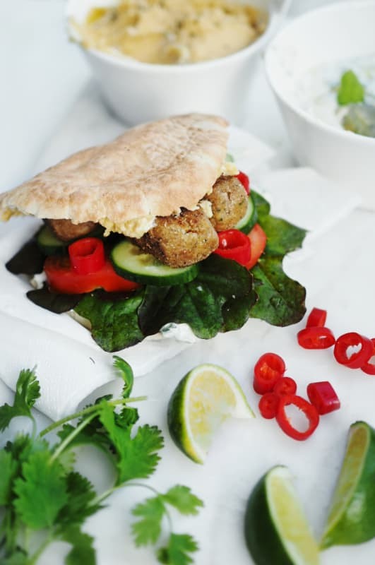 Falafel pitaleivät
