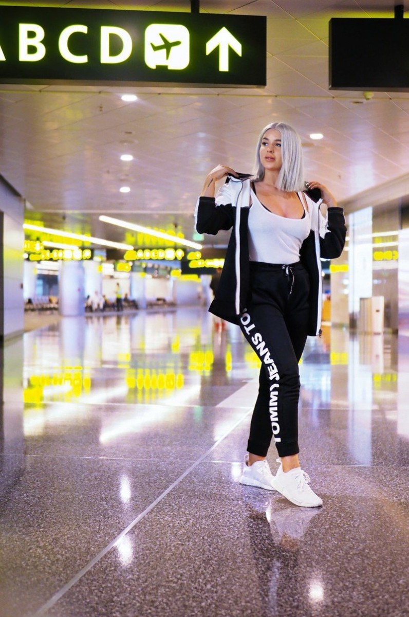 HELSINKI - DOHA - MALE