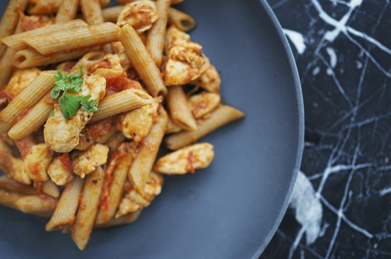 Nopea tomaattinen kanapasta