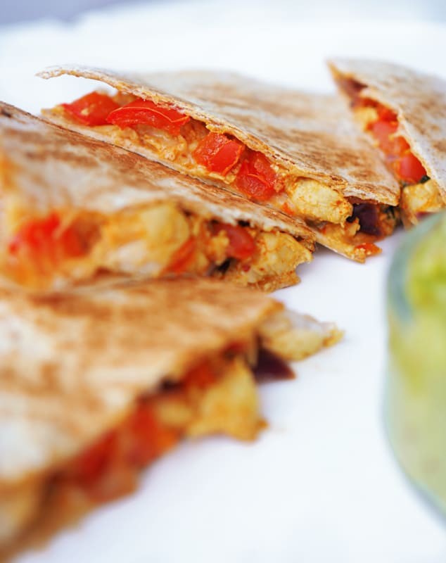 Quesadillat kahdella täytteellä
