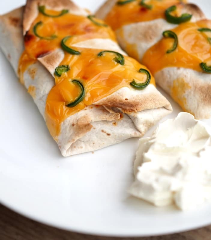Tuliset burritot uunissa