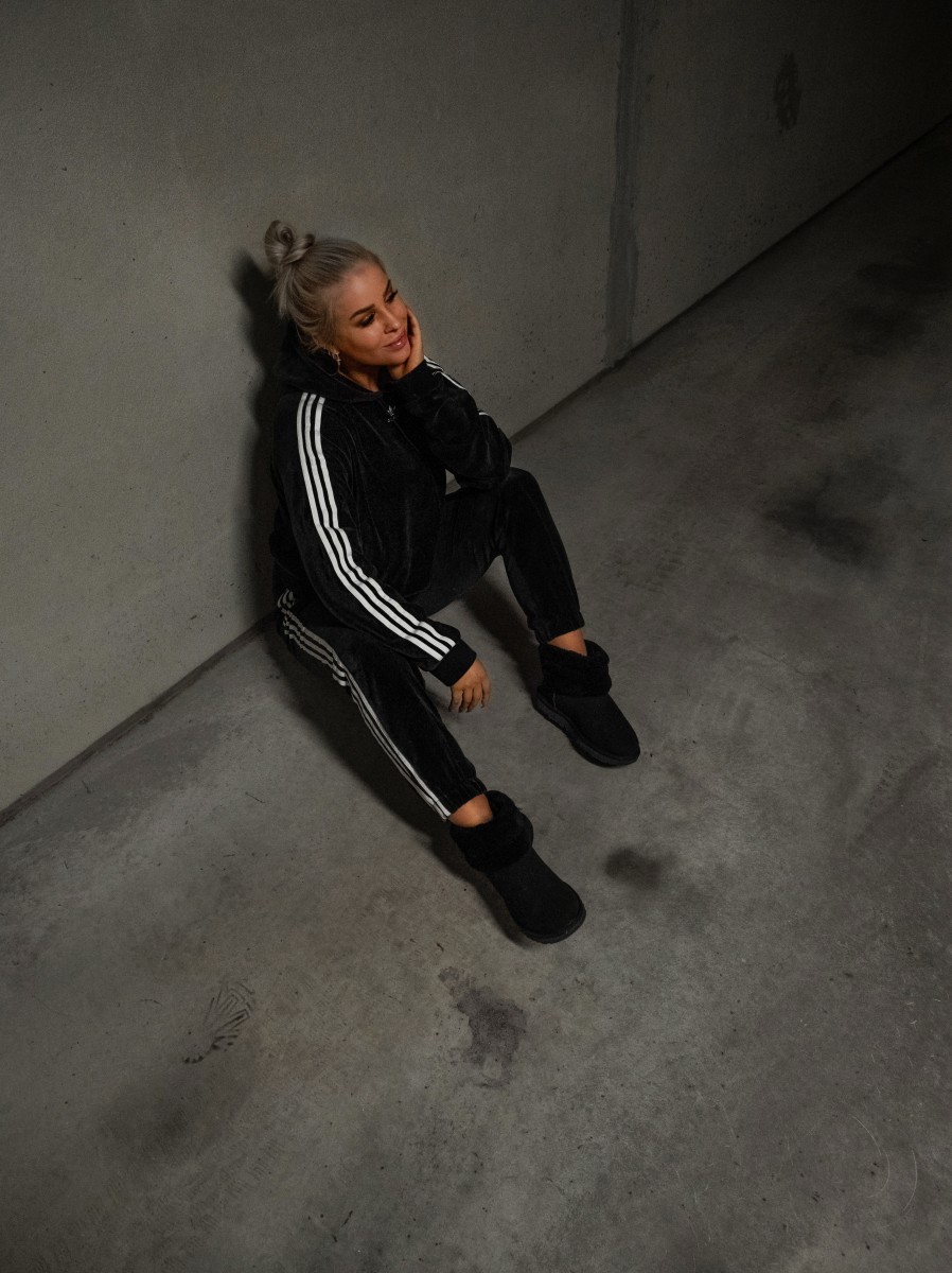 Velour ja UGGit