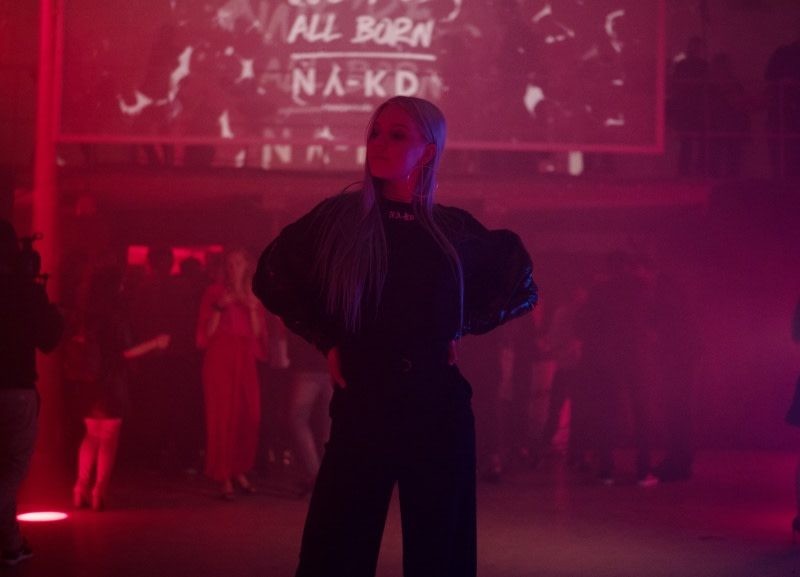 WE`RE ALL BORN NA-KD